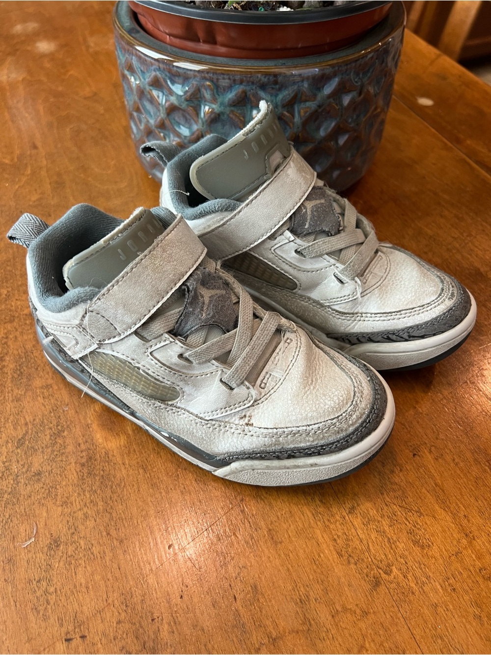 Jordan Dub Zero Toddler Sneakers Gray Elephant Print Size 8C